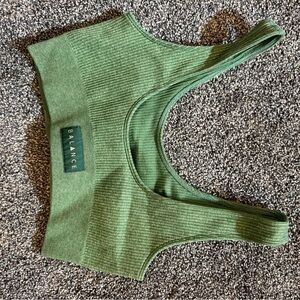 Green Ribbed Sports Bra | Size Large